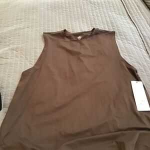 ALO yoga tank